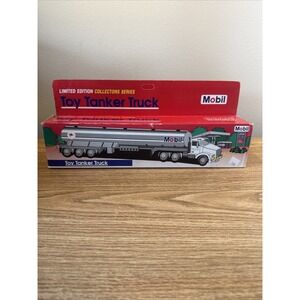 1993 MOBIL Toy Tanker Truck Limited Edition Collectors Series  Lights‎ & Sound